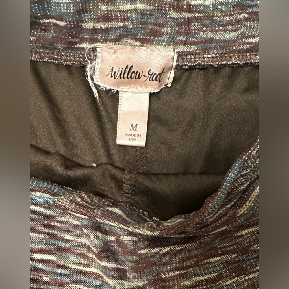 Willow & Root Mesh Flare Stretch Pants - Picture 8 of 8
